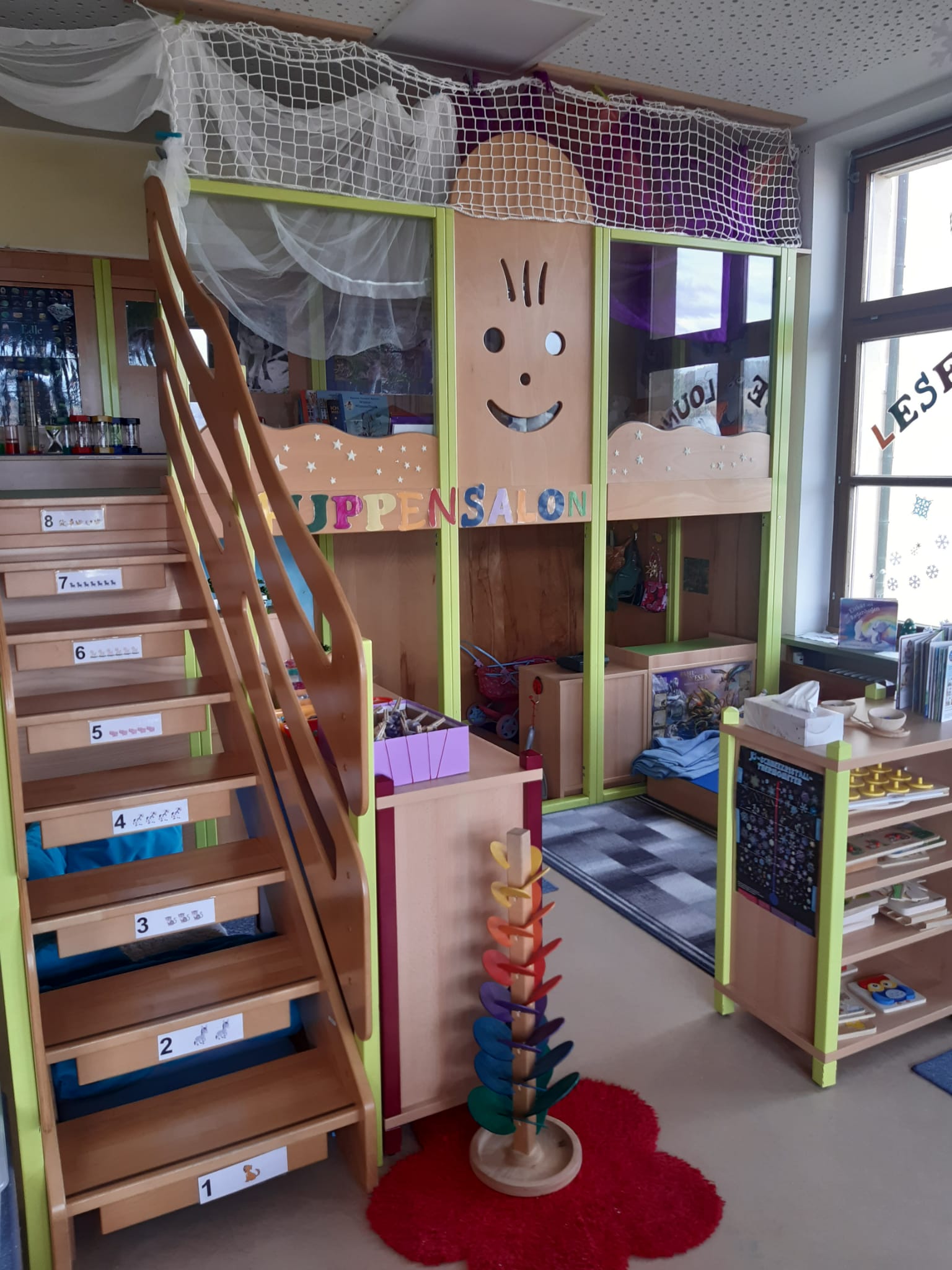 Kinderkrippen & Kindergärten 63 Aufgang_in_den_Hochbau_Gaensebluemchen
