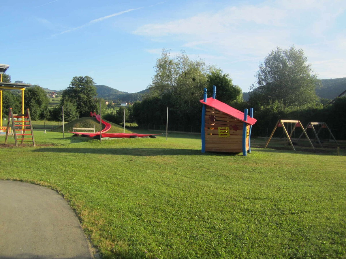 Kinderkrippen & Kindergärten 55 kindergarten-schirning-raeume-4