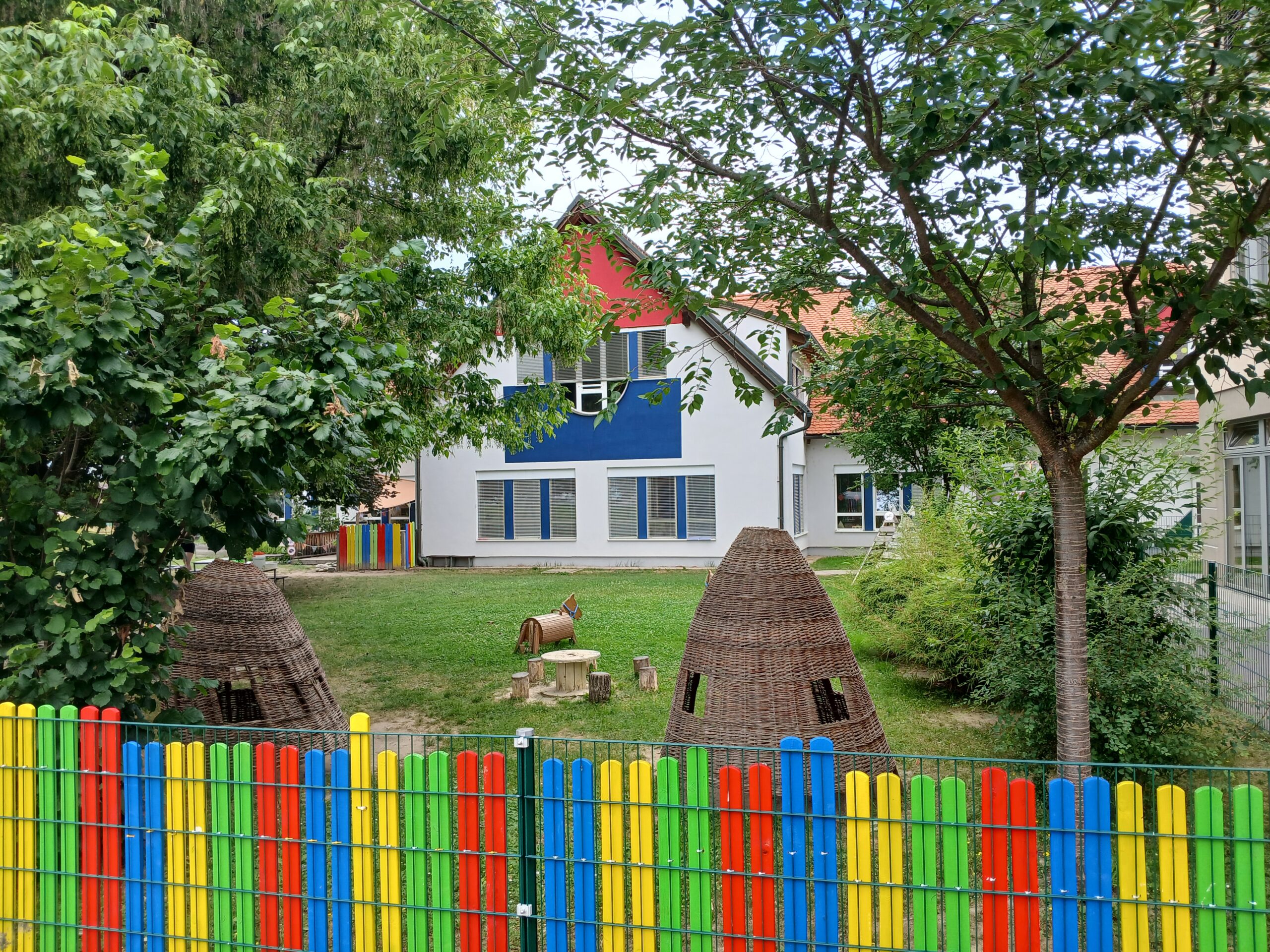 Kinderkrippen & Kindergärten 19 kreativer-marktkindergarten-judendorf-raum-15
