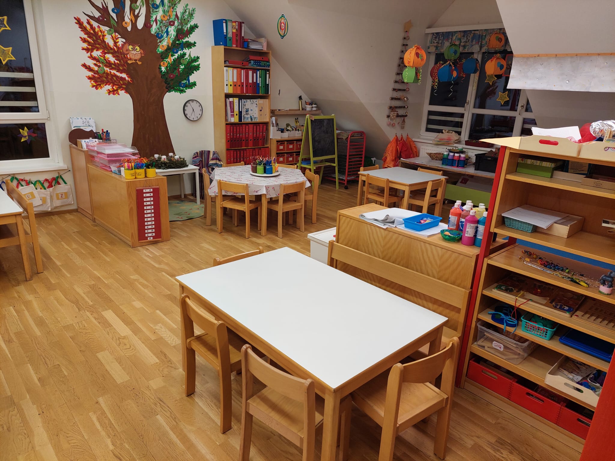 Kinderkrippen & Kindergärten 21 kreativer-marktkindergarten-judendorf-raum-17